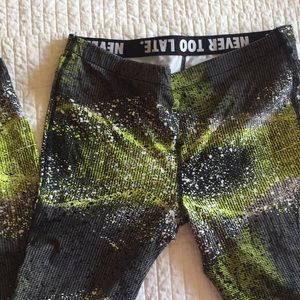 Forever 21 brand new leggings